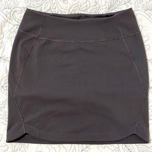 Dark gray Columbia skirt